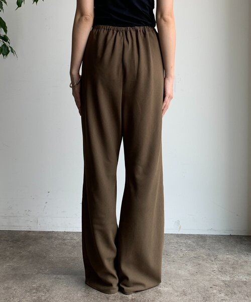 ワイドパンツ パンツ バイヤスセミフレアパンツ レディースの画像