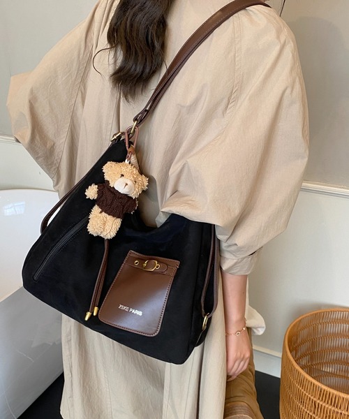 FREE STYLISTS ショルダーバッグ バッグ Y2K チャーム付きスエード