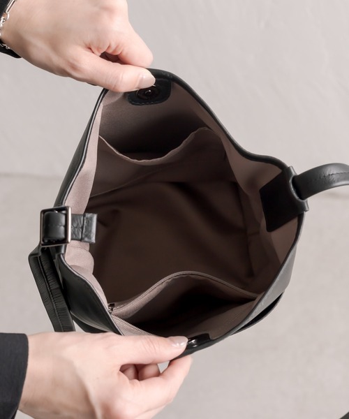 ear PAPILLONNER（イア パピヨネ） ショルダーバッグ FREE ブラック