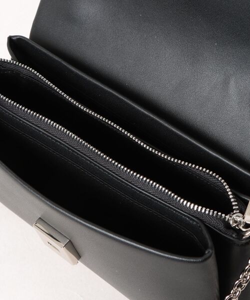 CHARLES ＆ KEITH（チャールズ&キース） ミニ 長財布 財布 Hazel 