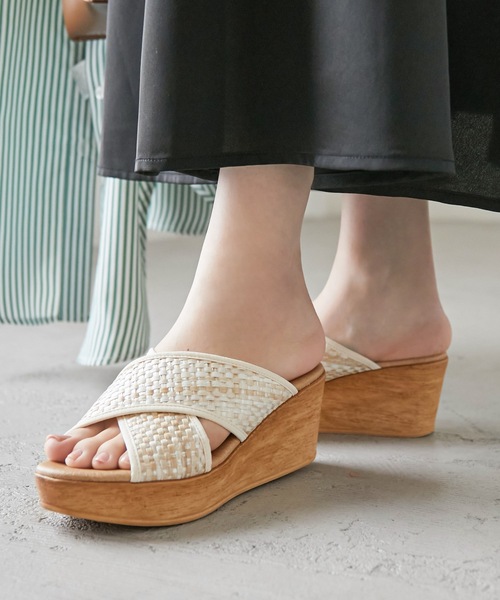 メッシュデザインスクエアヒールサンダル/追跡有 Fashion Letter サンダル 日本製メッシュクロスデザインサンダル
