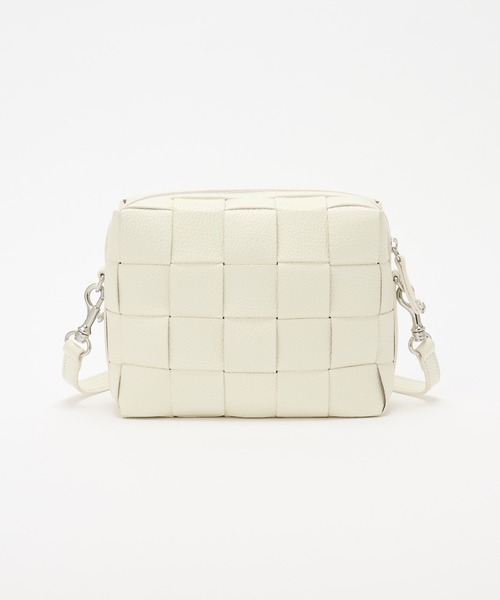 IACUCCI（イアクッチ） ショルダーバッグ バッグ ベルタ S CERVO