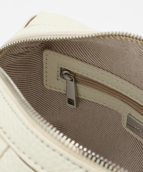 IACUCCI（イアクッチ） ショルダーバッグ バッグ ベルタ S CERVO