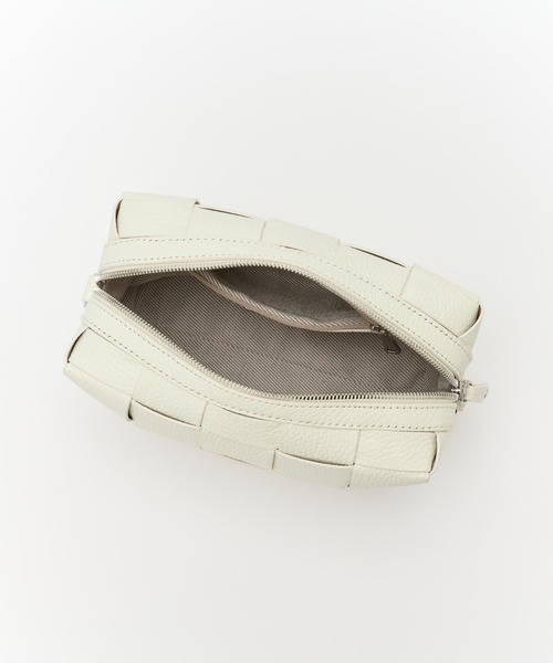 IACUCCI（イアクッチ） ショルダーバッグ バッグ ベルタ S CERVO