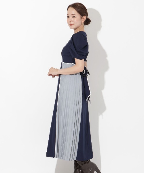 And Couture ワンピース 配色パイピングVネックワンピース