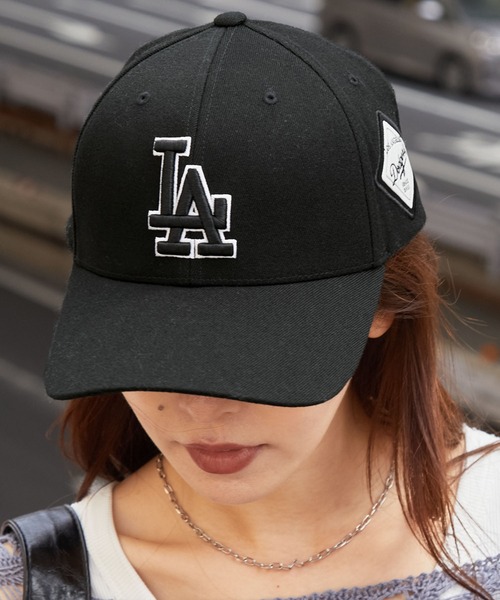 韓国で購入新品　MLB KOREA キャップ　刺繍ロゴ　ベースボールキャップ セール】MLB KOREA フロントロゴ ベースボールキャップ