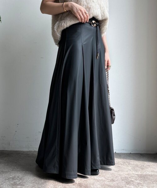 DouDou（ドゥドゥ） スカート ライトフェイクレザーフレアスカート