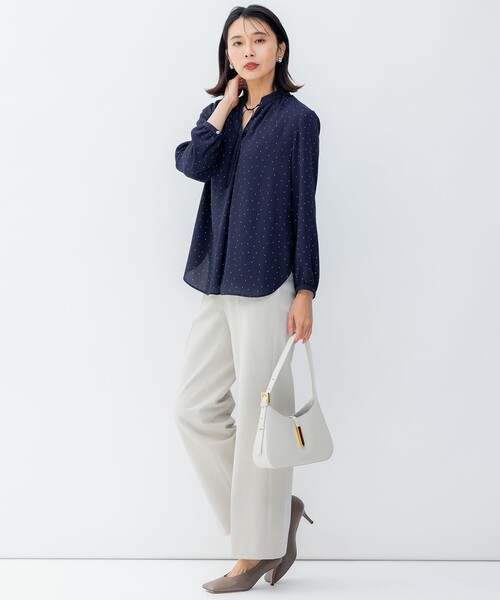23区(ニジュウサンク) 長袖ブラウス 38 ホワイト レディース 23区(ニジュウサンク) 長袖ブラウス 38 ホワイト レディース