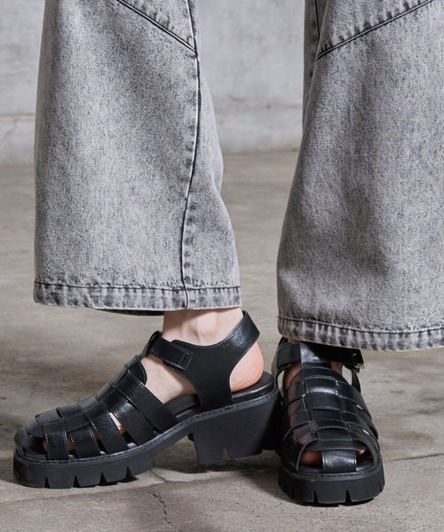 サンダル  palace SERACE 厚底 サンダル 「SERACE」＋7.5cm high sole gurkha sandals