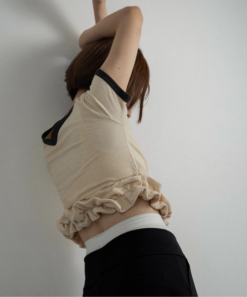 lawgy（ラウジー） tシャツ 半袖 bicolor hem ruffle v tops / バイ