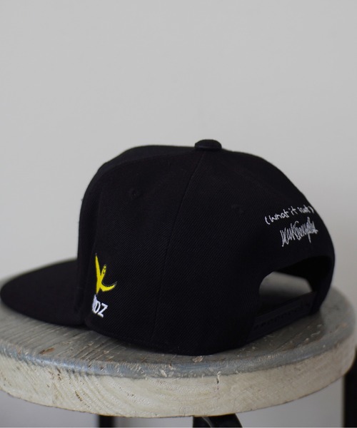 ★極美品★バーバリー キャップ 黒 ロゴ 現行タグ ロンドンイングランド 最終 本物極美品 タグ箱付き バーバリー キャップ M TBロゴ