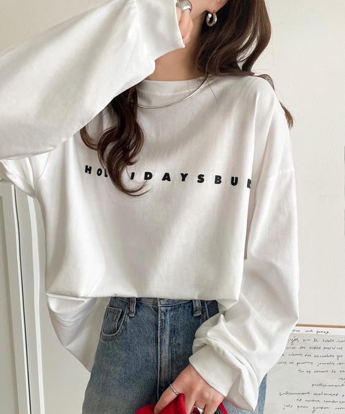 tシャツ 大人の上品カジュアルを楽しむ。ゆったりシルエット 綿100％シルケット風シンプル英字ロゴTシャツ（長袖） レディース | classicalelf