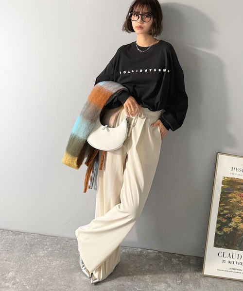 tシャツ 大人の上品カジュアルを楽しむ。ゆったりシルエット 綿100％シルケット風シンプル英字ロゴTシャツ（長袖） レディース | classicalelf | 22