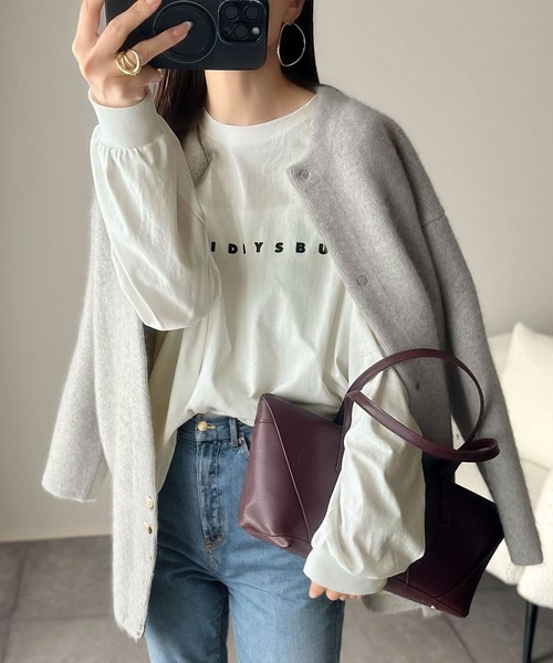 tシャツ 大人の上品カジュアルを楽しむ。ゆったりシルエット 綿100％シルケット風シンプル英字ロゴTシャツ（長袖） レディース | classicalelf | 17