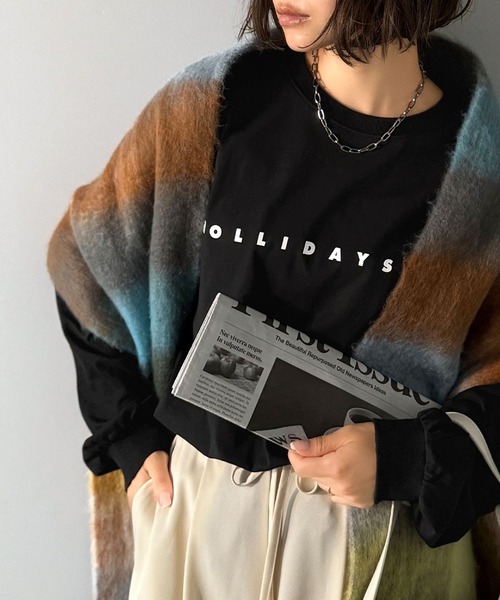 tシャツ 大人の上品カジュアルを楽しむ。ゆったりシルエット 綿100％シルケット風シンプル英字ロゴTシャツ（長袖） レディース | classicalelf | 21