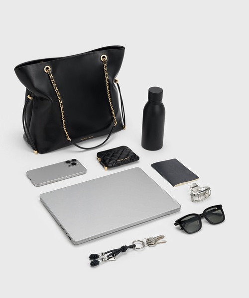 CHARLES ＆ KEITH（チャールズ&キース） ショルダーバッグ バッグ Arya