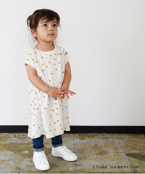 「quoti use fith」 「KIDS」ノースリーブワンピース 80 オレンジ キッズ_画像2