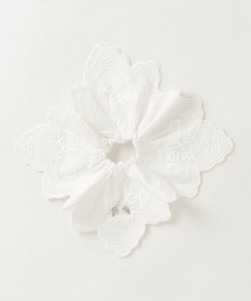 heyep ヘイップ　Silk Lace Scrunchie White heyep（ヘイップ） シュシュ heyep / ヘイップ：「レディース」Pierced