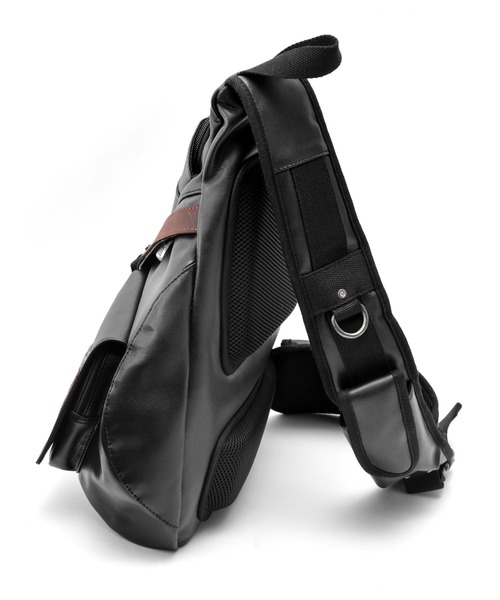 DEVICE（デバイス） ウエストポーチ DEVICE gear 本革トライアングル