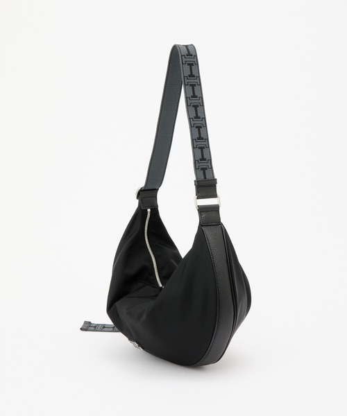 IACUCCI（イアクッチ） ショルダーバッグ バッグ アーゴ M NYLON/CERVO