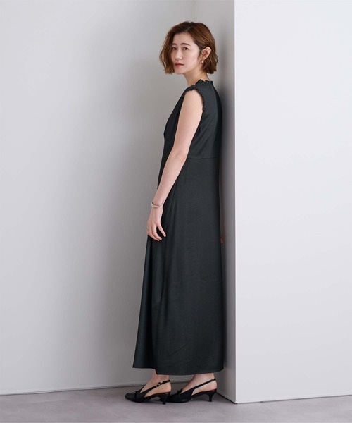 ur's（ユアーズ） ワンピース フリルデザインVネックロングワンピース