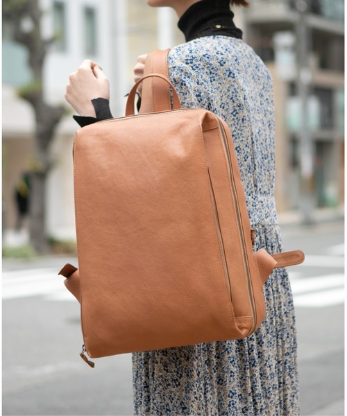 デイバック リュック 薄型 Bellows ベジタブルタンニンレザー