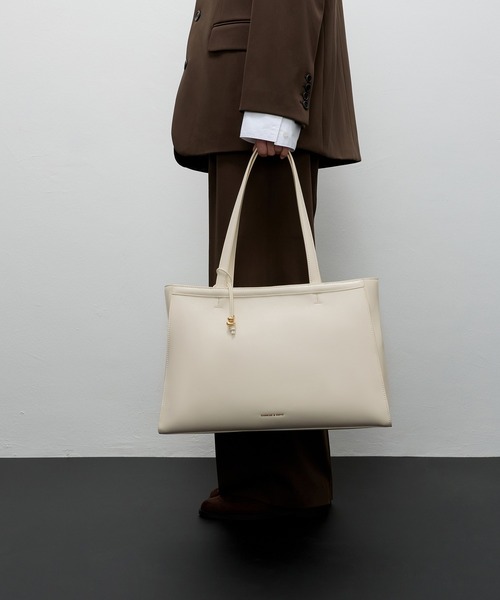 CHARLES ＆ KEITH（チャールズ&キース） トートバッグ Augustine