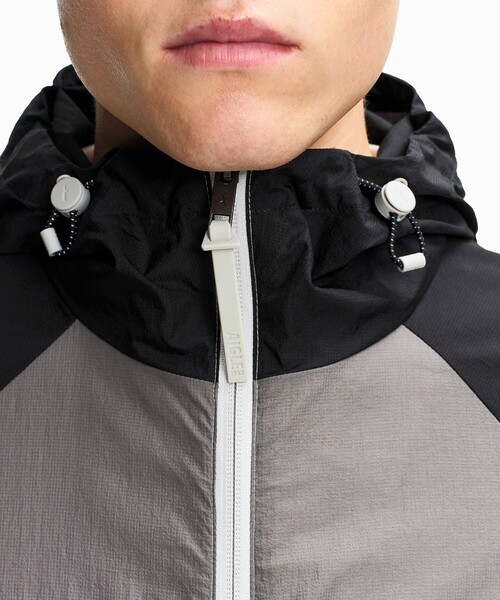 AIGLE（エーグル） ナイロンジャケット 撥水 超軽量 リップストップ
