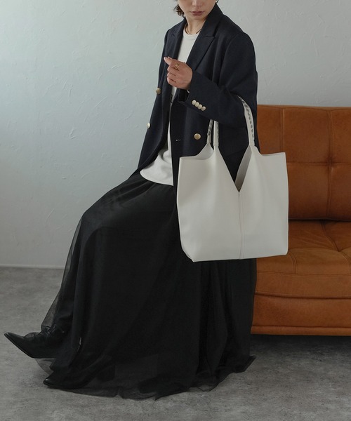 新品！GUSCIO 可愛いハンドバッグ！ GUSCIO トートバッグ 「グッシオベーシック」センター切り替えV