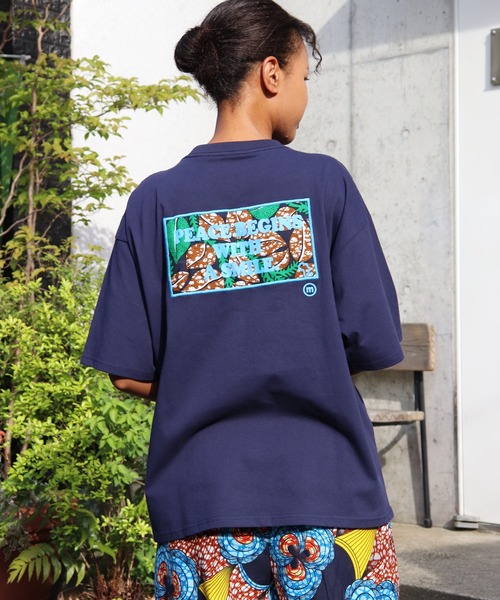 tシャツ 「moyan ecri」messageワンポイント＆バックプリント パッチ刺繍Tシャツ「アフリカンファブリック」(ユニセックス) レディース