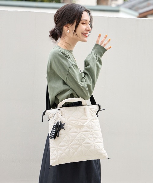 BAYFLOW（ベイフロー） トートバッグ 「A4サイズ対応」チャーム付き