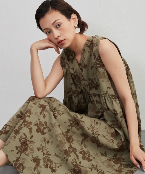 フラワープリント ノースリーブ ワンピース フラワープリントノースリーブワンピース | N. Natural Beauty