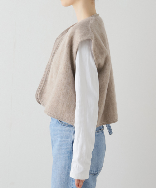 BASERANGE ベースレンジ CAPAS ベスト 定価39930円 ベージュ BASERANGE ベースレンジ CAPAS ベスト 定価39930円 ベージュ