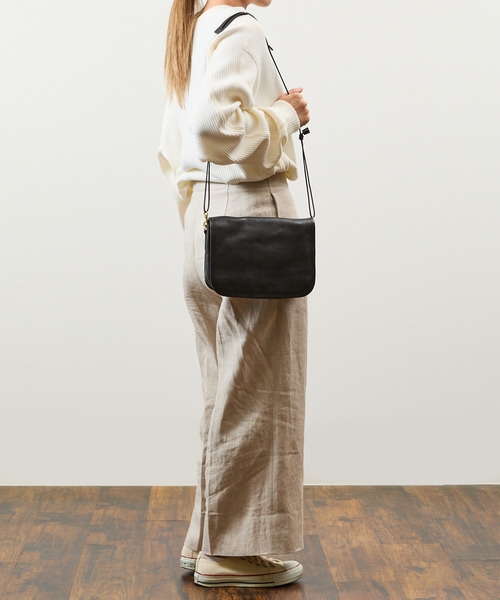 A_W ショルダーバッグ アウ / MAILL BAG M フルベジタブルタンニン