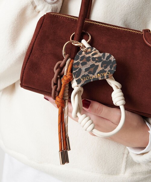 VIOLAd'ORO（ヴィオラドーロ） キーホルダー 「VIOLAd'ORO」バッグ