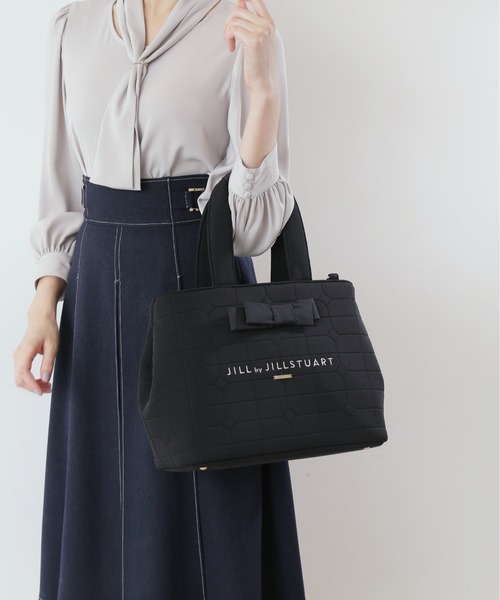 新品未使用 ジルスチュアートバックタックボリュームコート ジルバイ