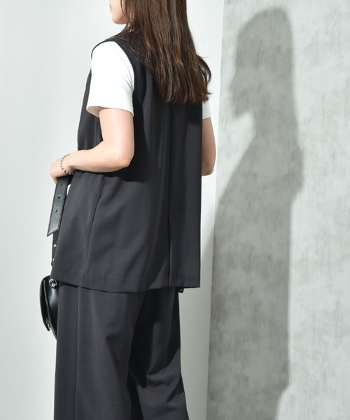 【新品未使用】CLOCHE ノーカラーダブルベスト INTERPLANET コート アウター 「CLOCHE」接触冷感ダブル