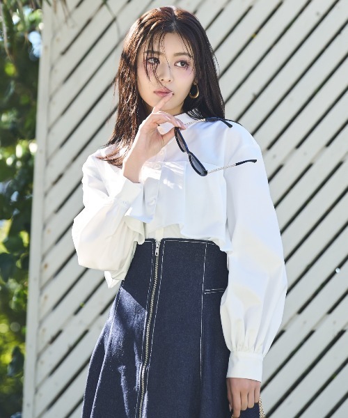 完売品　AND COUTUREヨークデザインタックシャツ　ネイビー　新品タグ付き And Couture ブラウス シャツ ヨークデザインタックシャツ