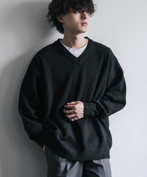 60％オフ　RomaRo ブラック Vネック セーター COSYHARU（コシハル） セーター ニット ブリンVネックカットオフニット メンズウェア