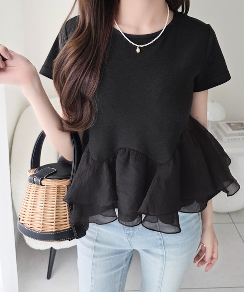 未使用級✨MONCLER ロゴ Tシャツ ペプラム フリル レディースXS相当 mily bilet tシャツ 半袖 「mily bilet」可憐に揺れて、ときめきを纏う