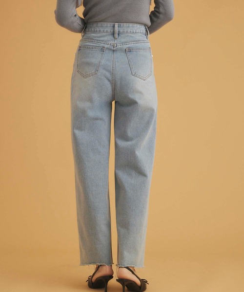【新品タグなし】パールつきデニムパンツ SHEENA ジーンズ デニム デニムパンツ パール付デニムパンツ