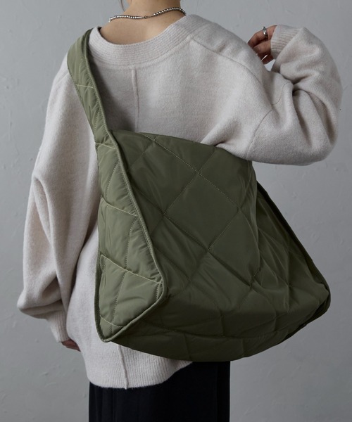 ap retro ショルダーバッグ バッグ キルティングビッグショルダー