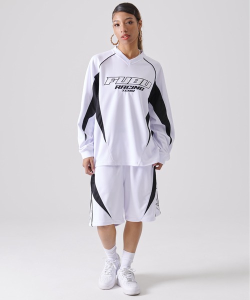 FUBU ゲームシャツ　VネックTシャツ＆ショートパンツ　セットアップ FUBU ゲームシャツ VネックTシャツ＆ショートパンツ セットアップ