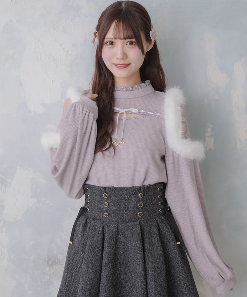 クチュールバイロジータ tシャツ ファーショルダートップス レディース