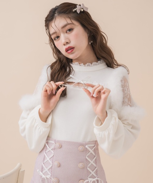 クチュールバイロジータ tシャツ ファーショルダートップス レディース