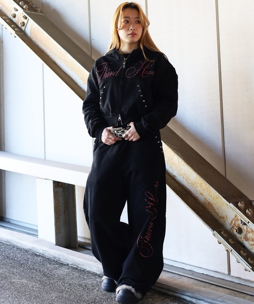 BLACK STAR パーカー＆フレアパンツセット　サイズM ATMARK パーカー 「3サイズ展開 / UNISEX 」ATMARK THラインストーン