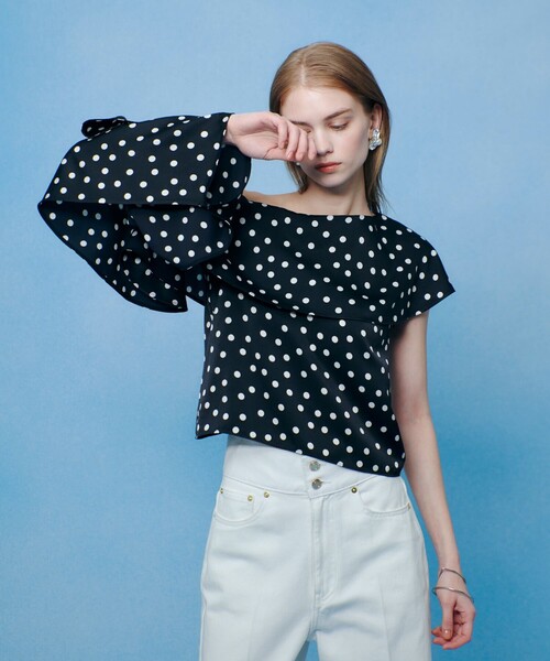 ブラウス シャツ 「LOULOU WILLOUGHBY」アシメフリルオフショルブラウス レディースの画像