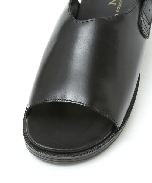 【ALDO】レザー Onuvia 厚底・フットベッド・ストラップサンダル ALDO】レザー Onuvia 厚底・フットベッド・ストラップサンダル