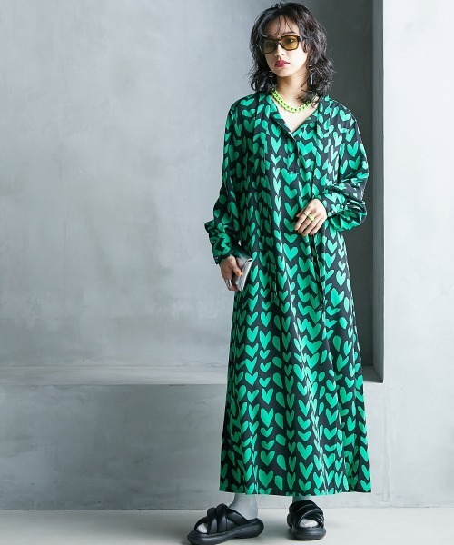 GEVS.（ジェイヴィス） ワンピース ハートプリントボウタイロング