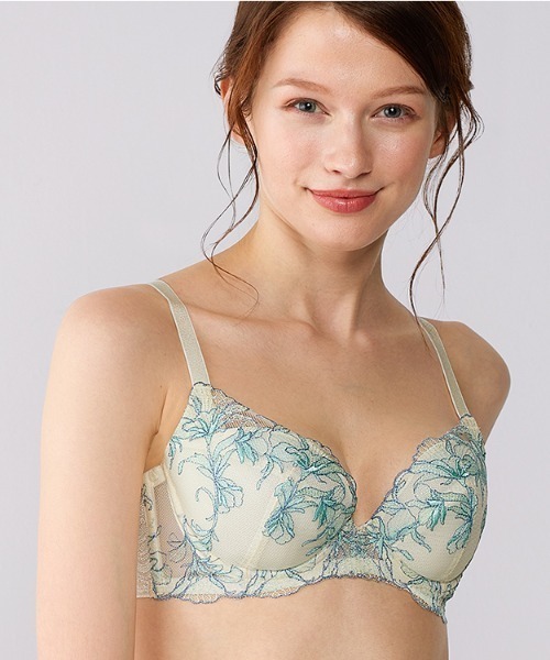 Triumph（トリンプ） ブラジャー 天使のブラ スリムライン 極上ライト